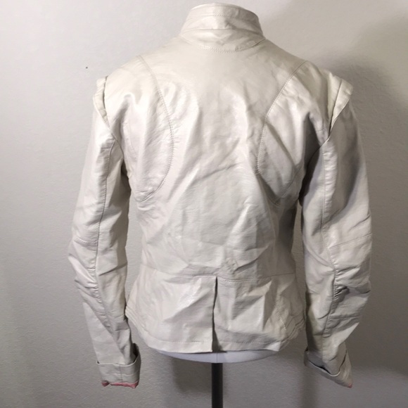 Jacket - Picture 2 of 6